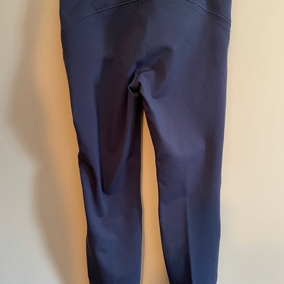 Sz 12 Lululemon Navy Mid weight pants. - Picture 6 of 7